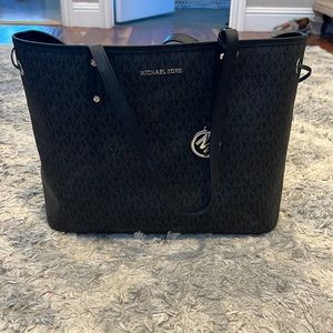 Michael kors oversized bag